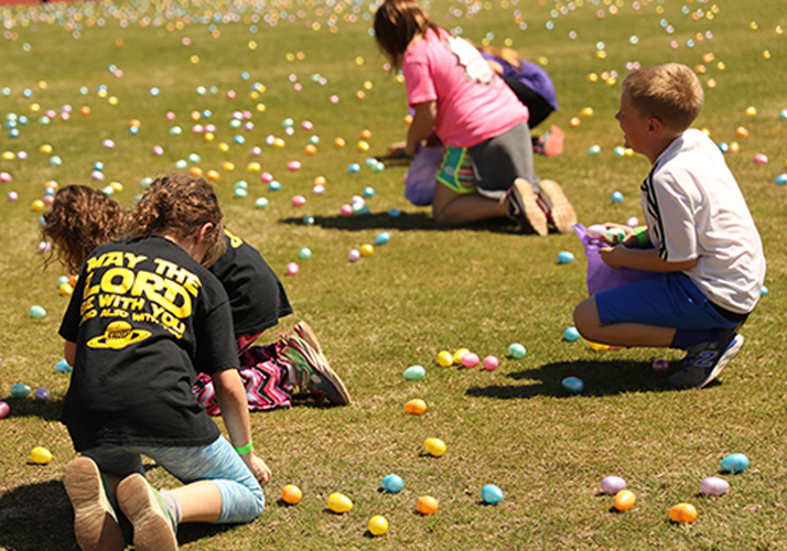 kids egg hunt